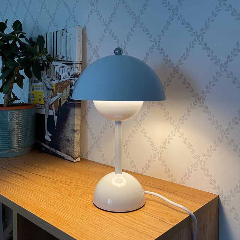 Flower Bud Led Table Lamp